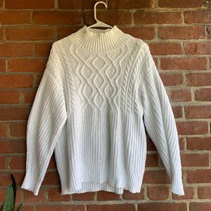 A New‎ Day White Pullover Sweater